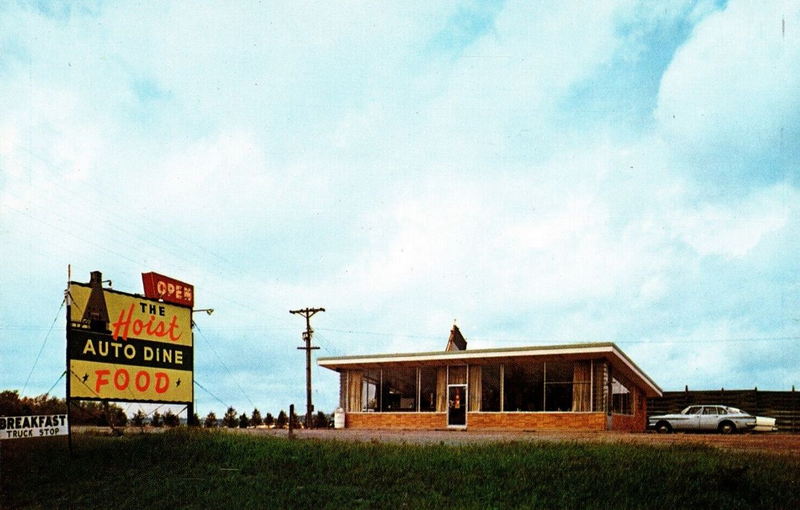 Hoist Restaurant - Vintage Postcard